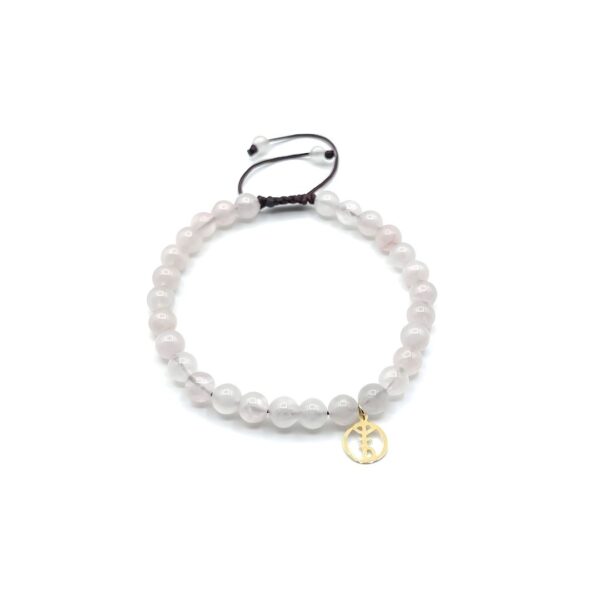 Bracelet ajustable délicat en or 18 carats avec pierres de Quartz rose naturel de 0,5 cm, de la Collection Good Luck de Hi by Julia Maroc, élégance et simplicité au poignet.